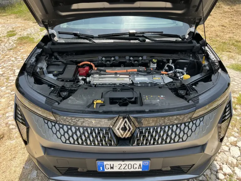 Renault Scenic E-Tech Electric [Car Var] - 17